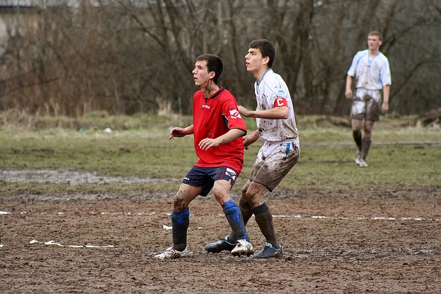 无解!詹姆斯半场16投11中,三分8中4,得到31分9篮板2助攻.